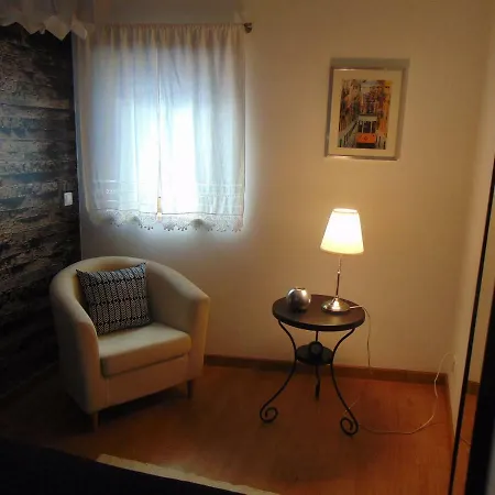 Sol Da Graca-typical Neighborhood Apartamento